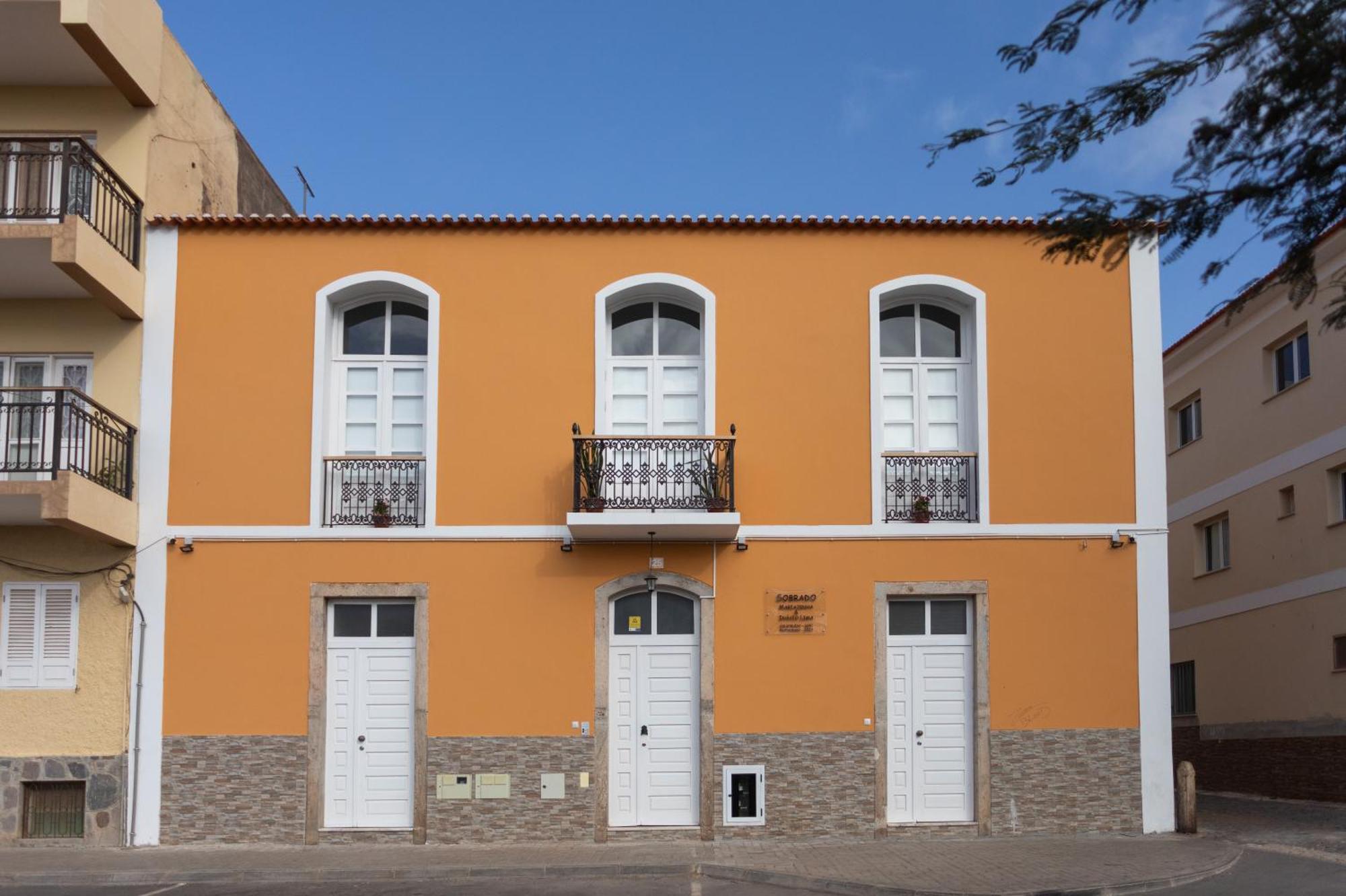 O Sobrado Mariazinha & Inacio Lima Διαμέρισμα Πράγια Εξωτερικό φωτογραφία
